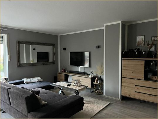 Dachgeschoss-Maisonette mit Balkon ins Grüne – modernes Wohnen in gepflegter Lage von Essen-Frintrop - Foto 1