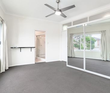 Perfectly Located Apartment - Photo 6