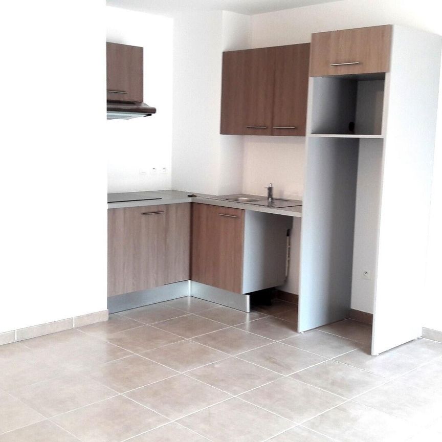 location Appartement T3 DE 62.1m² À MONTPELLIER - Photo 1