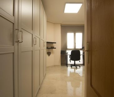 Piso de alquiler en Calle Santa Barbera, Centro - Photo 6