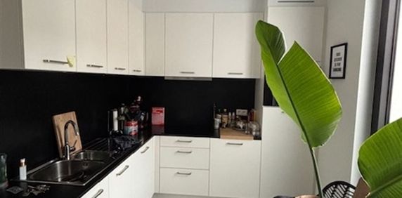 Appartement te huur in Gent voor € 875 met 1 slaapkamer - Photo 2
