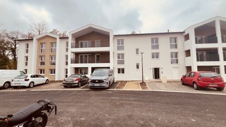 Location Appartement 3 pièces 57m² - Photo 5