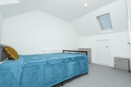 5 bedroom House To Let Total Size: 1292 SQ FT - Photo 5