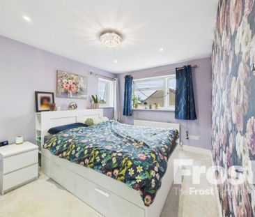 Mansel Close, Slough, Berkshire,SL2 - Photo 2