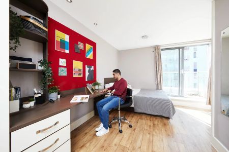 Bronze Studio - Photo 5