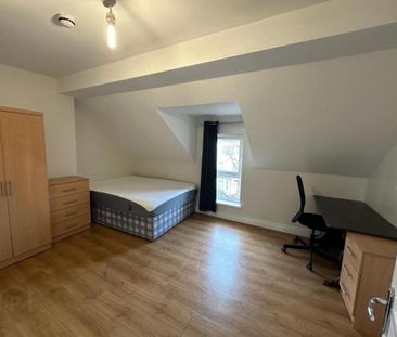 Room 1 To Let, 17b Rugby Avenue, Belfast, BT7 1RD - Photo 5