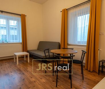 Pronájem bytu 1+kk 30 m² - Photo 1
