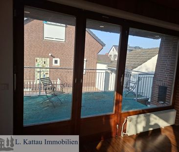 M 03 SCHWANEWEDE - 5 Zimmerwohnung im Erdgeschoss mit zwei Garagen ... - Photo 1