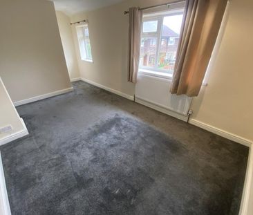 2 bedroom house - semi-detached to rent - Photo 4