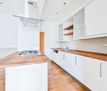2 bedroom flat to rent - Photo 6