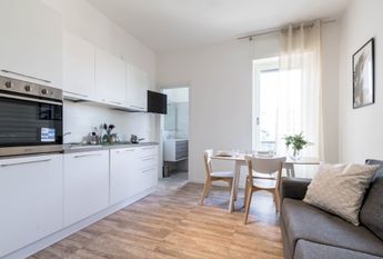 Wonderful single room in Via Riccardo Pitteri