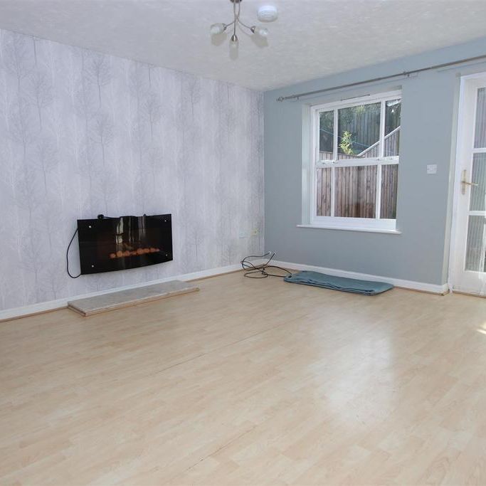 2 bedroom townhouse to rent - Photo 1