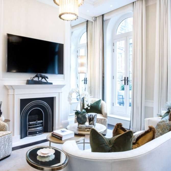 Immaculately presented apartment on the first floor. - Photo 1