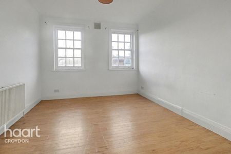 3 bedroom flat to rent - Photo 5