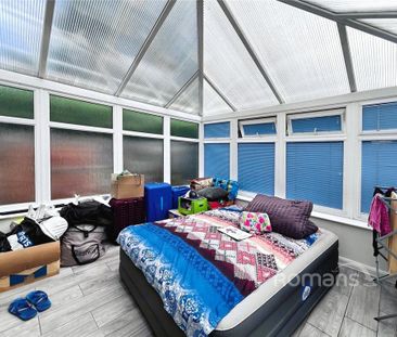 3 bedroom detached house to rent - Photo 4