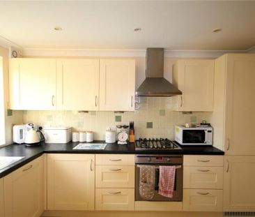 4 bedroom terraced house to rent - Photo 4