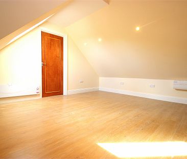 1 bed flat to rent in Bathurst Walk, Richings Park, SL0 - Photo 6