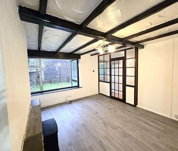 The Beeches, Nottingham, NG3 - Photo 1