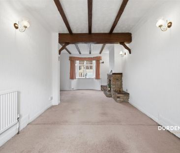Stradbroke Grove, Ilford, IG5 - Photo 2