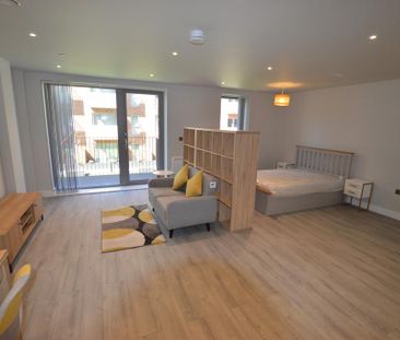 Studio to rent - Photo 3