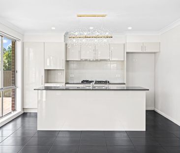 Spacious Four-Bedroom Family Home with Study. Close To All Amenitie... - Photo 4