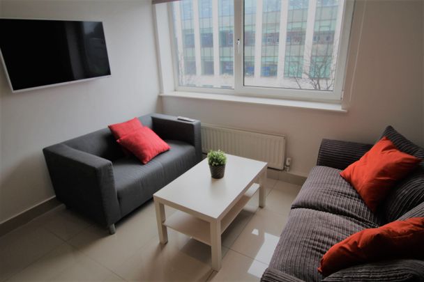 Flat 45, Samara Plaza, LS2 9DU, Leeds - Photo 1