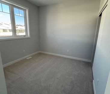 For Lease - 657 Bronze Copper Crescent, Stittsville - Munster - Ric... - Photo 5