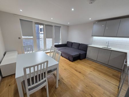 2 Bed Flat, Signal House, SE1 - Photo 3