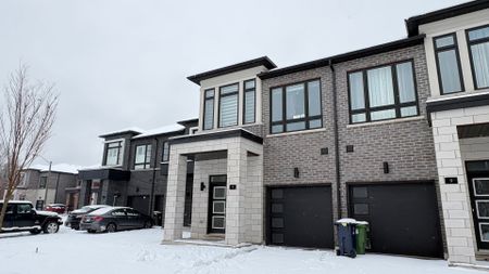For Lease - 11 Liam Foudy Court, Toronto, Ontario - Photo 3