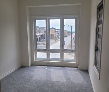 For Lease - 1271 Plymouth Drive, Oshawa, Ontario - Photo 3