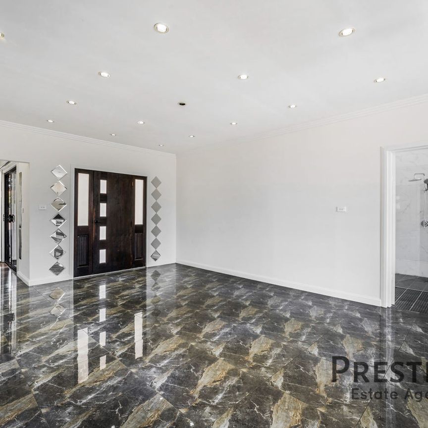 Huge Modern Granny Flat! - Photo 1