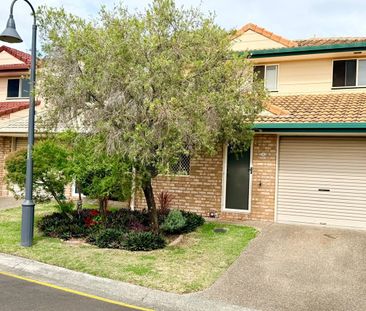 Resort-Style Complex 2 bed townhouse - Photo 2