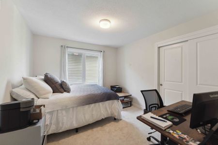 For Lease - 740 Brittanic Road, Kanata, Ontario - Photo 2