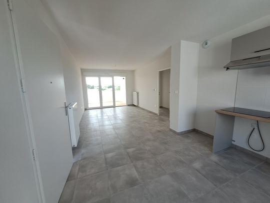 Location Appartement 3 pièces 62m² VILLENEUVE TOLOSANE 31270 - Photo 1