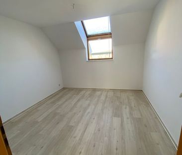 SchÃ¶ne helle 2 Raum Wohnung Wilkau-HaÃlau ab sofort zu vermieten - Photo 4