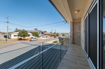 Coopers Plains - Photo 5