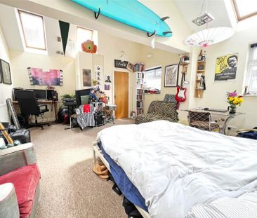 Nags Head Hill, Bristol, BS5 8QL - Photo 3