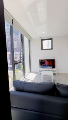 4 bed 2 bath-715-small single room - Photo 1