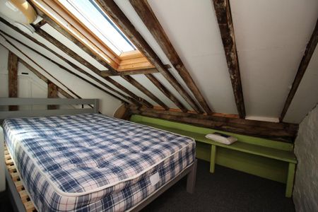 4 bedroom link detached house to rent - Photo 3