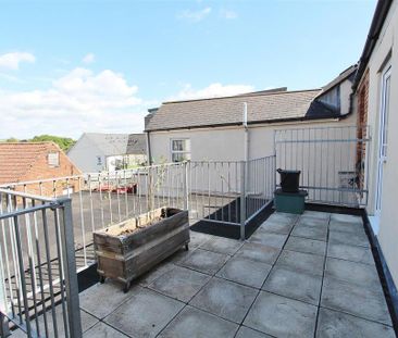 2 bedroom flat to rent - Photo 6