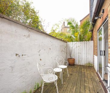2 bedroom House To Let - Photo 4
