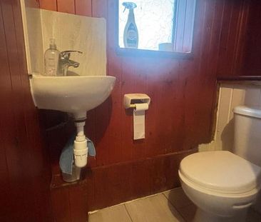 3 bedroom terraced house to rent - Photo 4