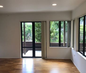 Property Management7 Stitchbird Close, Murrays Bay - House for Rent - Photo 1