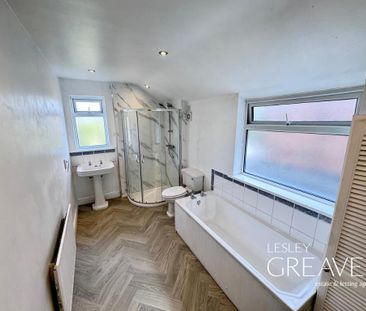 3 bedroom semi-detached house to rent - Photo 5