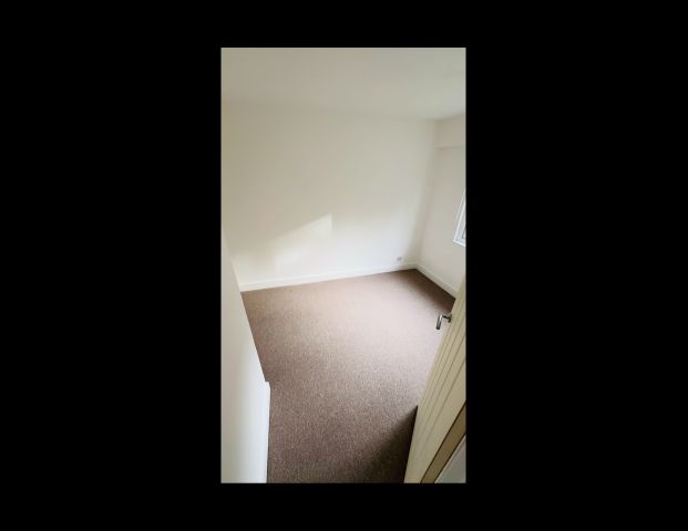 Room in a Shared House, Ashburnham Road, LU1 - Photo 1