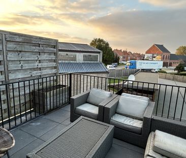 Recent tweeslaapkamer appartement met terras - Foto 2