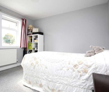 Fulford Grove, South Oxhey, WD19 - Photo 4