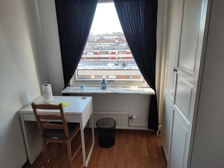 Hagalundsgatan, Solna - Photo 3