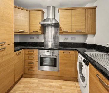 2 bedroom flat to rent - Photo 6