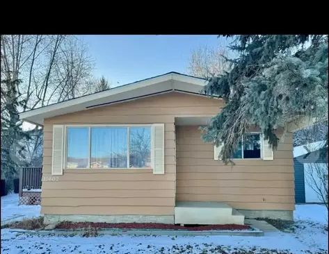 10602 91 Street - 3 Bedroom House | 10602 91 Street, Peace River - Photo 1